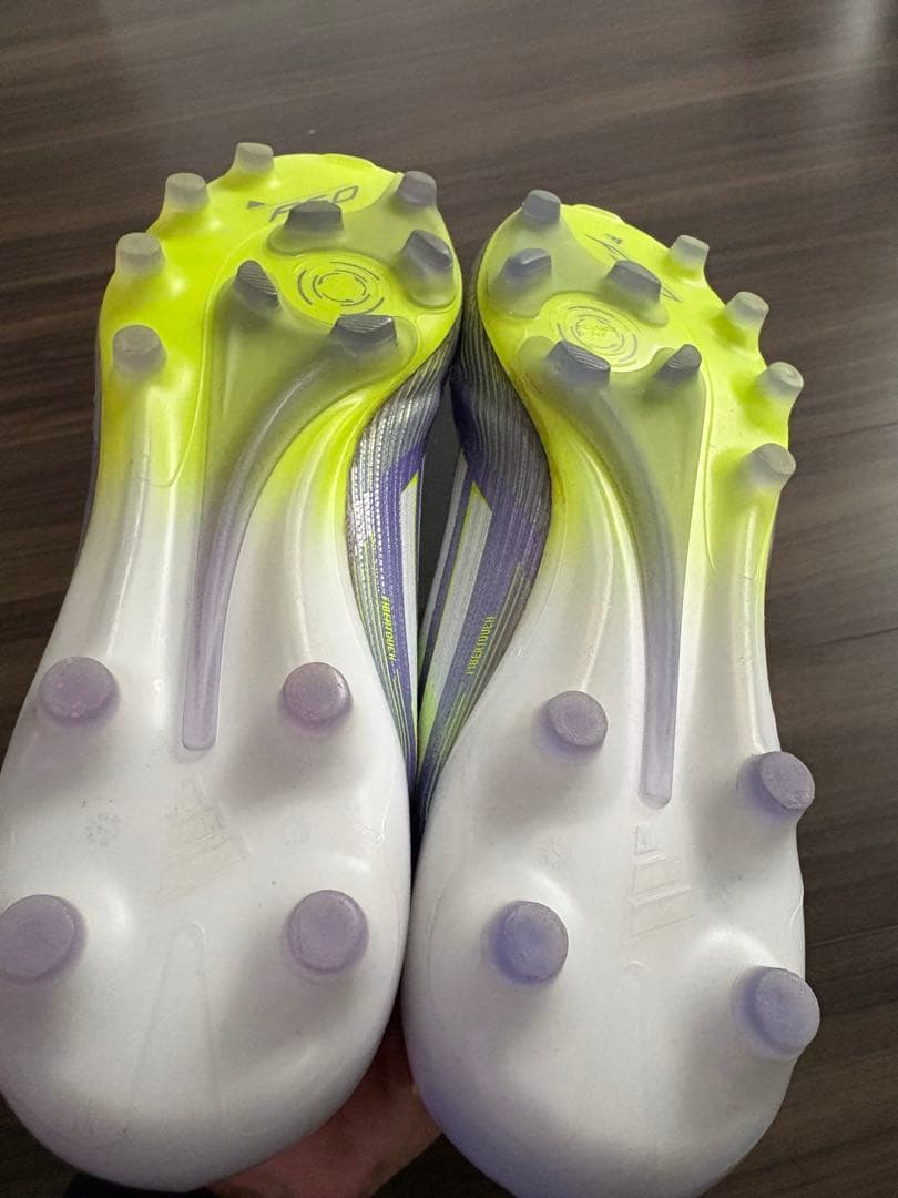 2日20時まで限定値下げとおまけ付き　F50 エリート AG 26.0