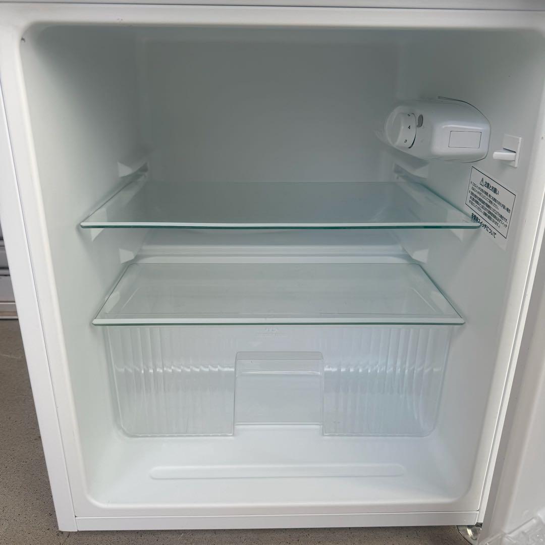 ● 美品 コンフィー 冷凍 冷蔵庫 90L 2ドア RCT90WH/E