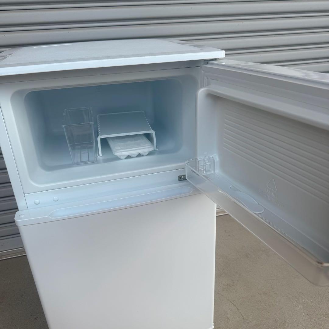 ● 美品 コンフィー 冷凍 冷蔵庫 90L 2ドア RCT90WH/E