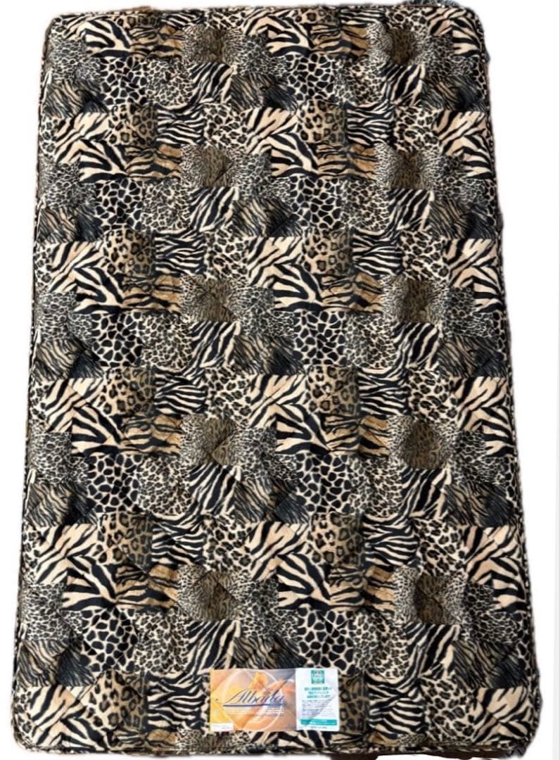 フランスベッド 豹柄(ヒョウ柄) ベッドマットレスM(日本製) 美品　送料込