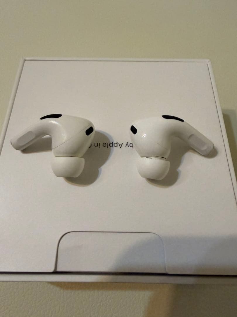 Air Pods Pro 第2世代 Lightningタイプ