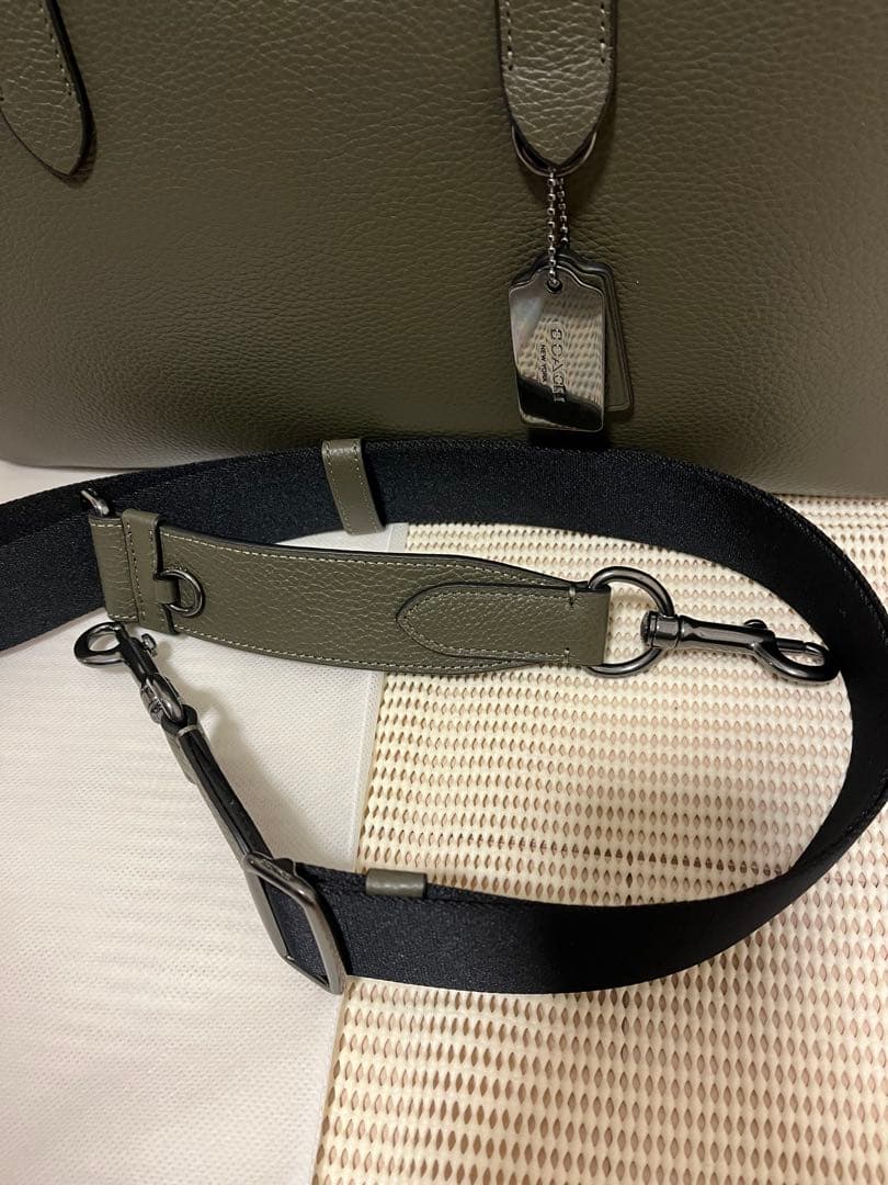 新品未使用60%オフ半額コーチcoachビジネスバッグA4サイズショルダートート