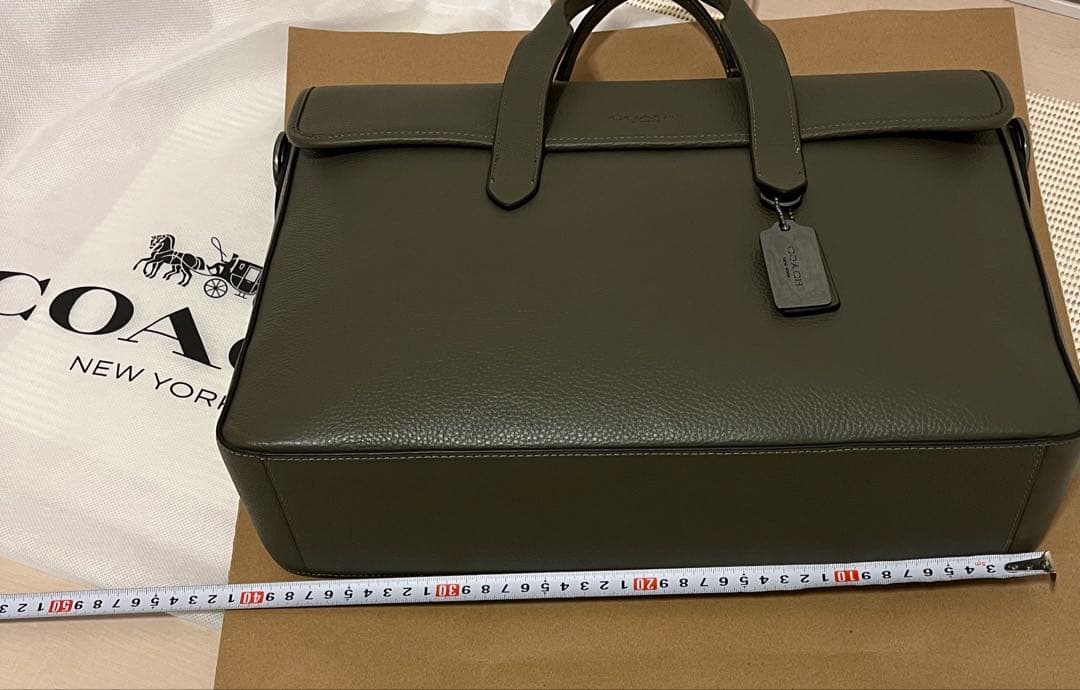 新品未使用60%オフ半額コーチcoachビジネスバッグA4サイズショルダートート