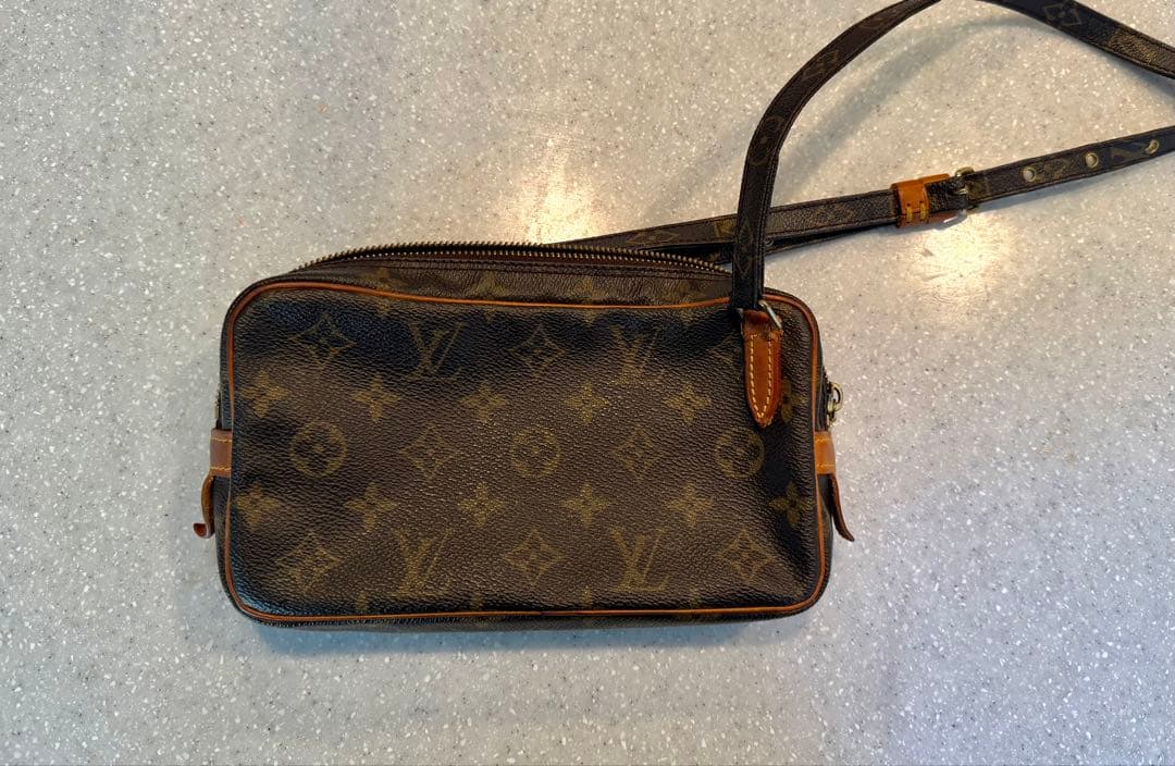 LOUIS VUITTON マルリーバンドリエール ショルダーバッグ　モノグラム