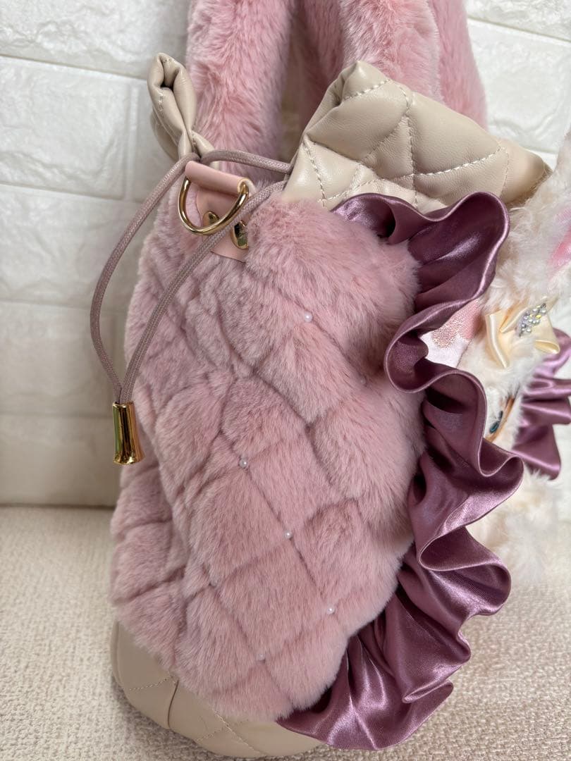 黒*こ様 コヤンイサムチョン　丸底巾着ファーバッグ　ピンク　白うさちゃん