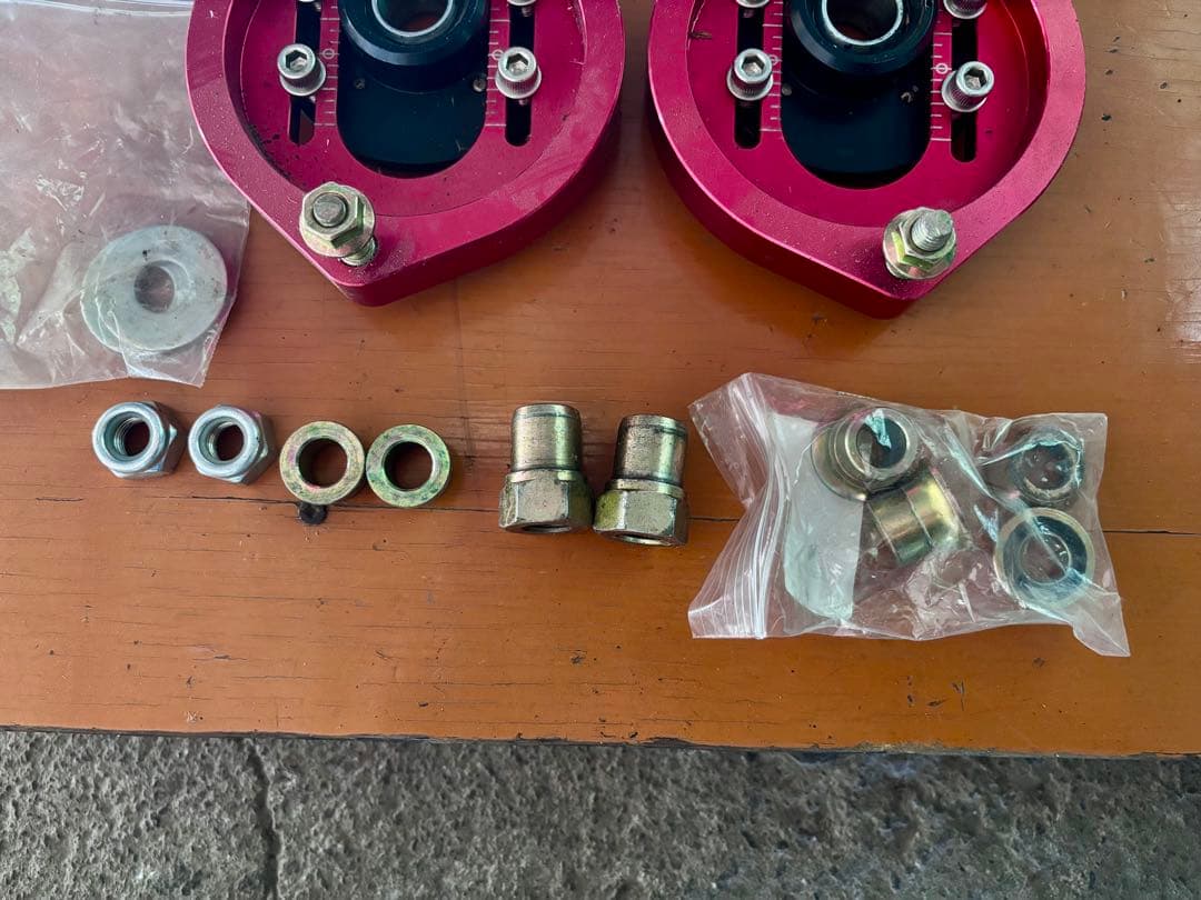 Spiegel製可動式ピロアッパーマウント　ダイハツLA00系、75系