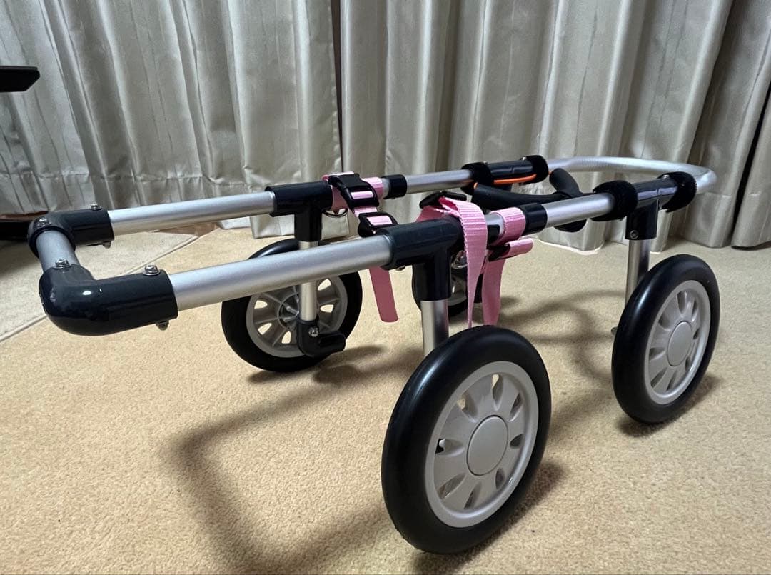 ア*！様 犬用車椅子 車いす 歩行器4輪 小型 リハビリ 介護 老犬用 アルミ製