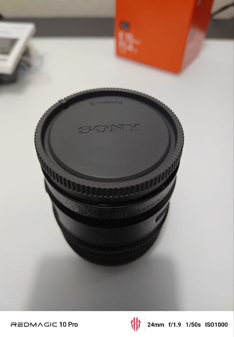 SONY E15mm F1.4 レンズ