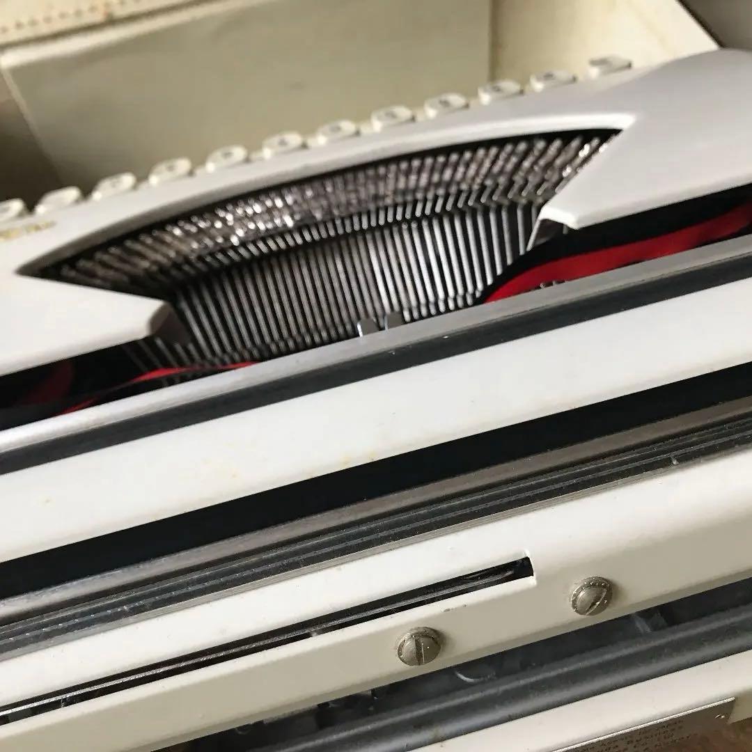 オリンピアウェルク タイプライター(ドイツ製)