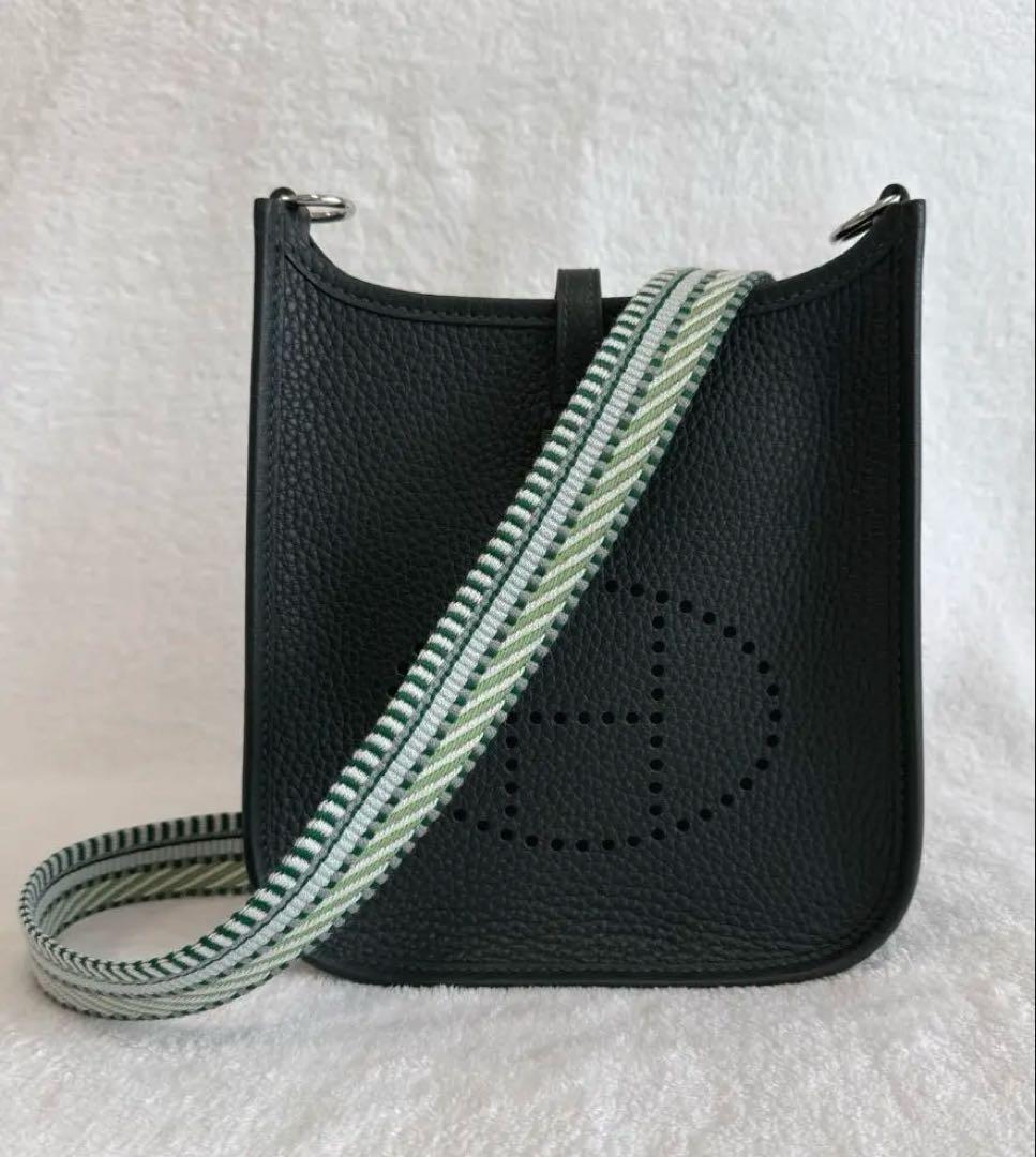 エルメス　エブリン　アマゾーヌ　新色　K刻印　バンドリエール　カヴァル　入手困難