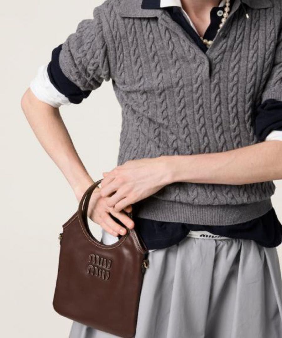 MIU MIUアイビー レザー ハンドバッグ2WAYショルダーバッグ