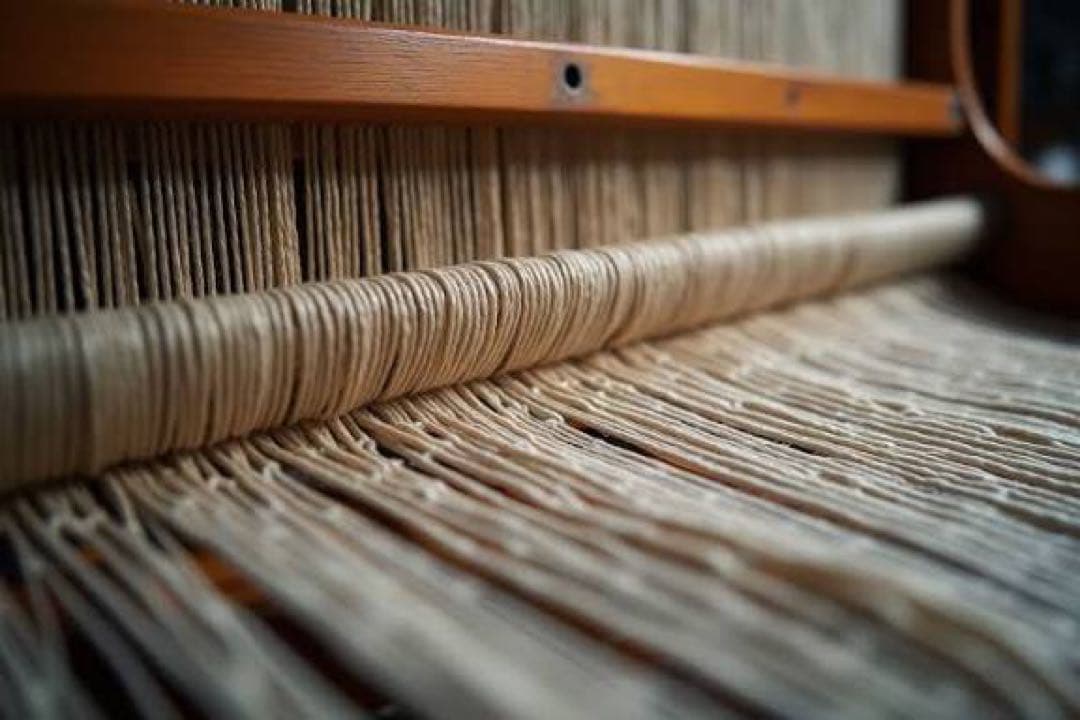 フランス製ビンテージ花柄大テーブルクロスとナプキン6セット　ベージュ白系　未使用