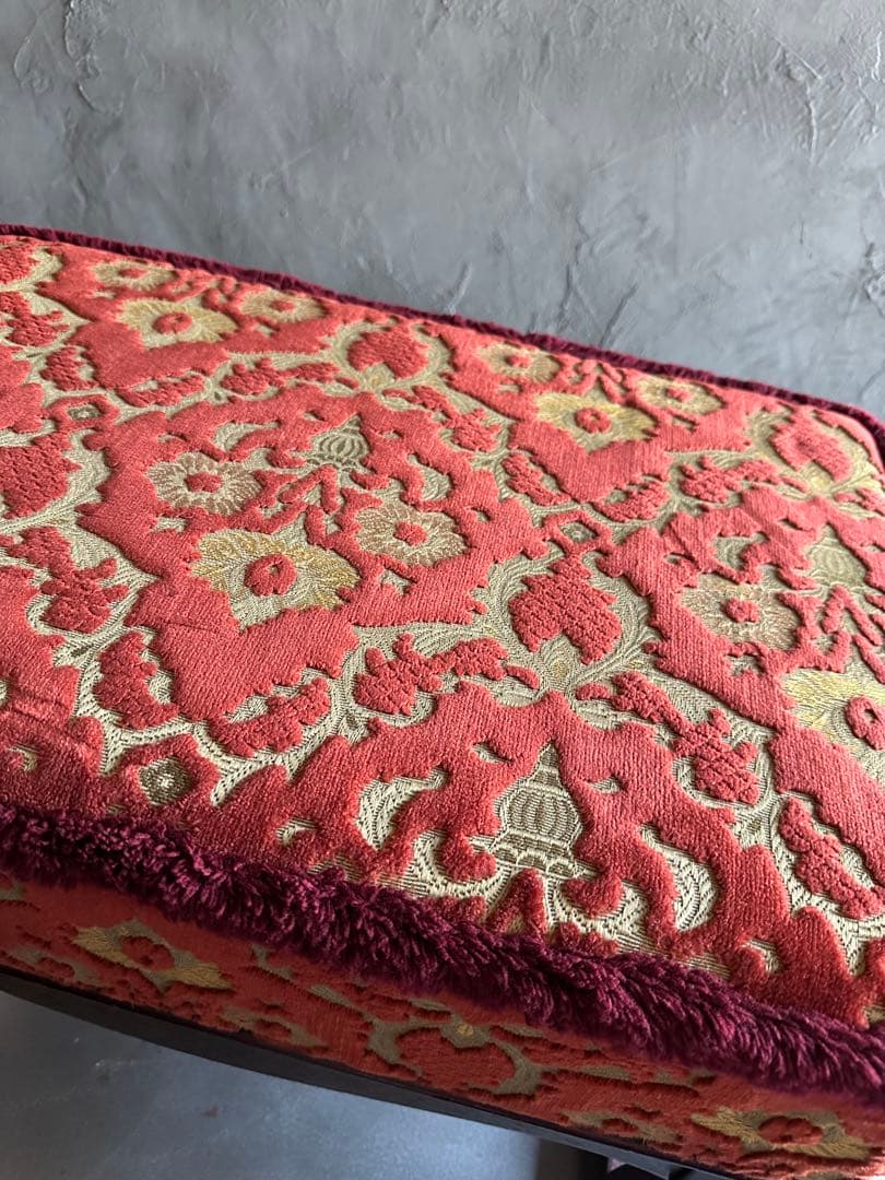 お値下げ‼️ヴィンテージ　スツール　ベンチ　金華織のような