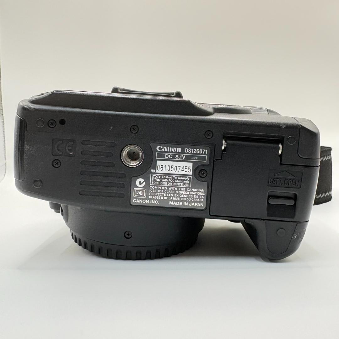 Canon EOS Kiss Digital N デジタル一眼レフカメラ（K）