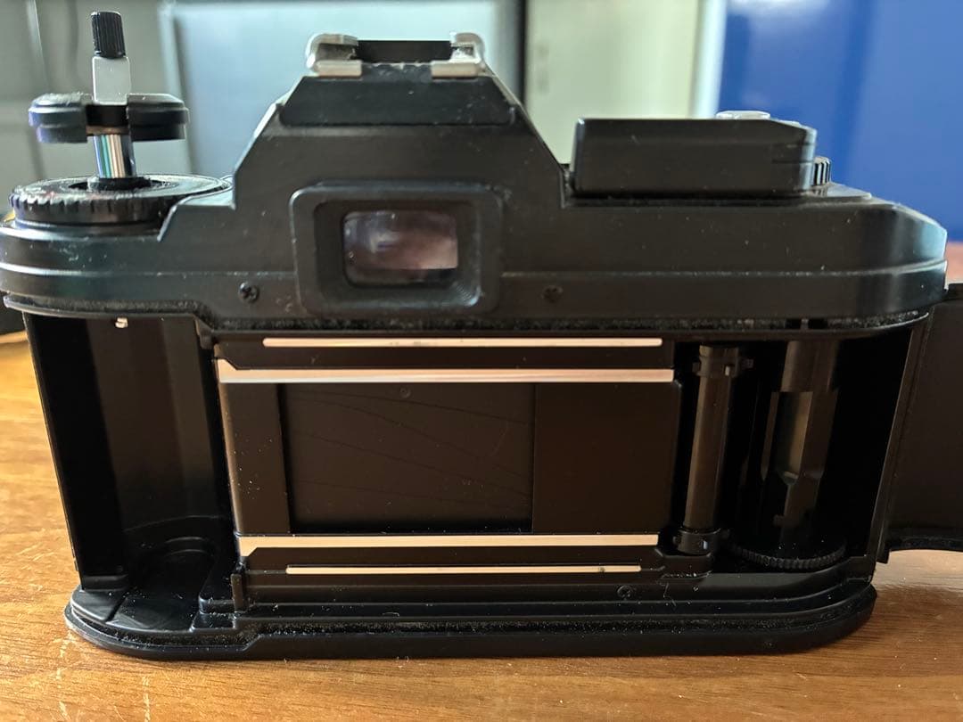 Nikon FG-20 一眼レフカメラ　レンズ付き　アンティークカメラ