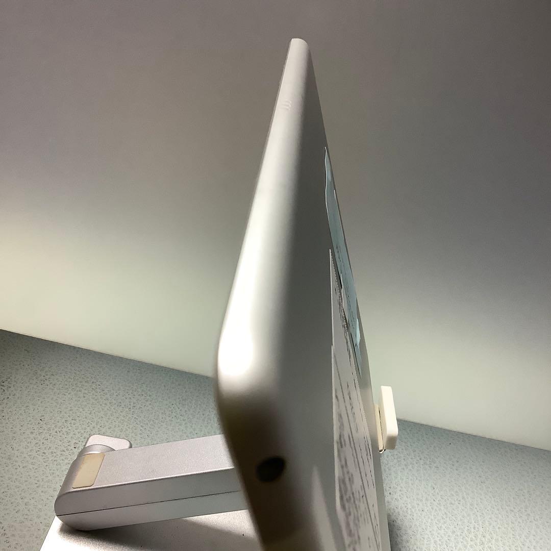 iPad 7世代32G wifi+sim.free 92% silver