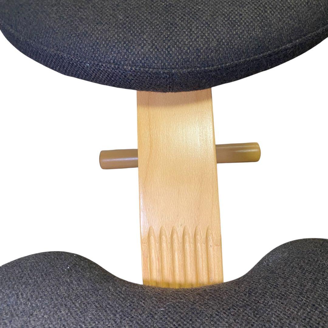 美品★バランスイージー 通常フレーム バランスチェア リボ社 腰痛対策 椅子