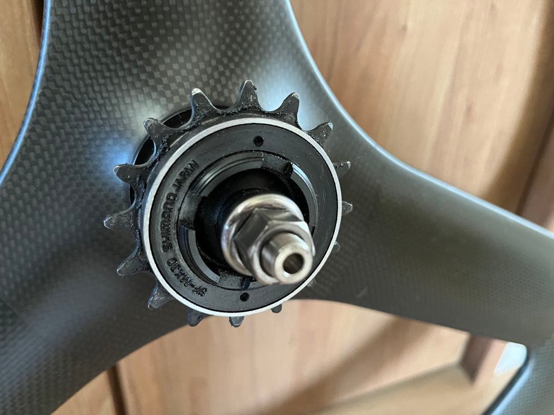 カーボンバトンホイール リア 700c 幅120