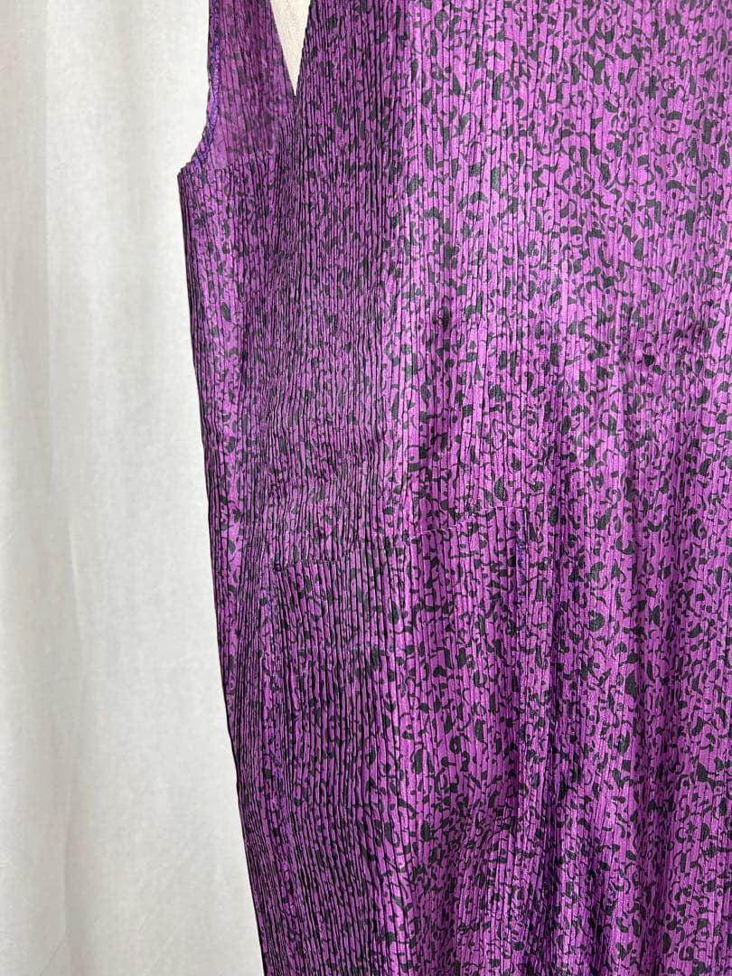 F724used イッセイミヤケ プリーツプリーズ 総柄 エプロン パープル