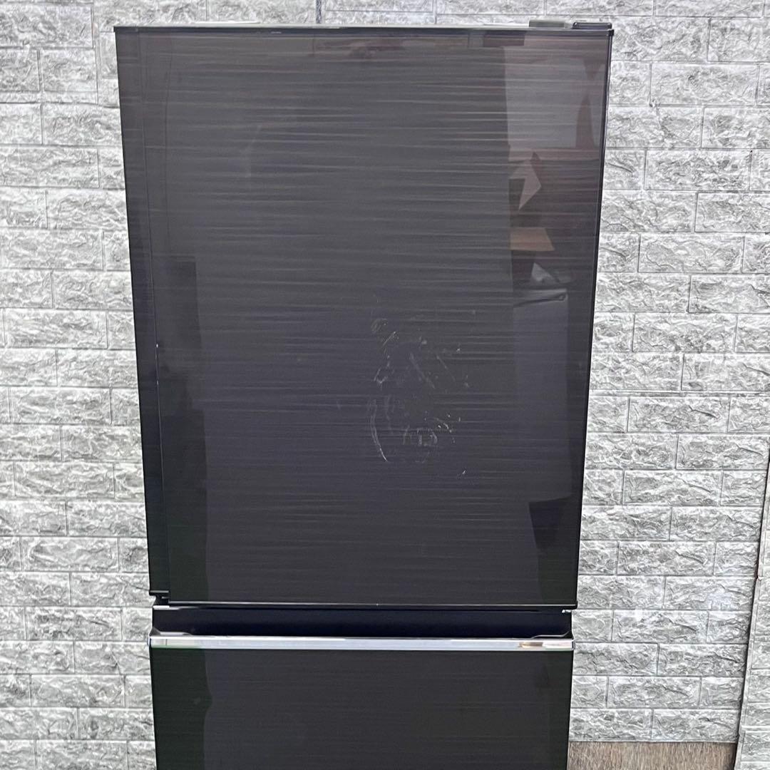 647 最新デザイン　木目調　大人気　冷蔵庫　大型　300L強　自動製氷機