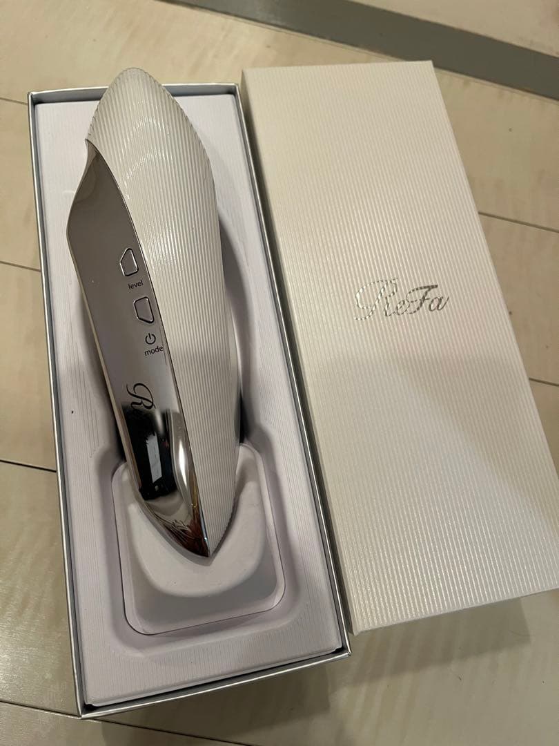 ReFa 美顔器 ホワイト 専用ケース付き