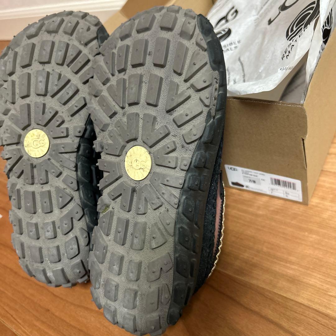 購入予定有り　UGG ベンチャー デイズ 厚底VENTURE DAZE 25cm