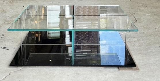 ☆ネコネコページ☆ Cassina / ガラステーブル / 269MEX