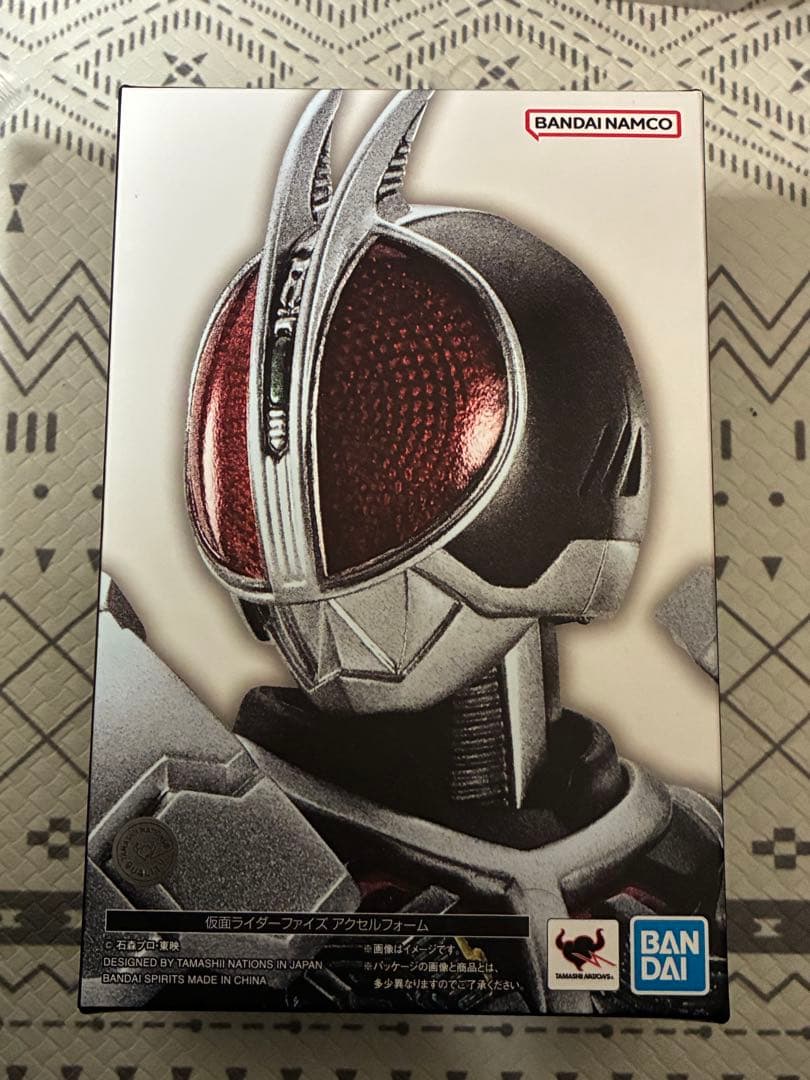 S.H.Figuarts 真骨彫 仮面ライダーファイズ アクセルフォーム