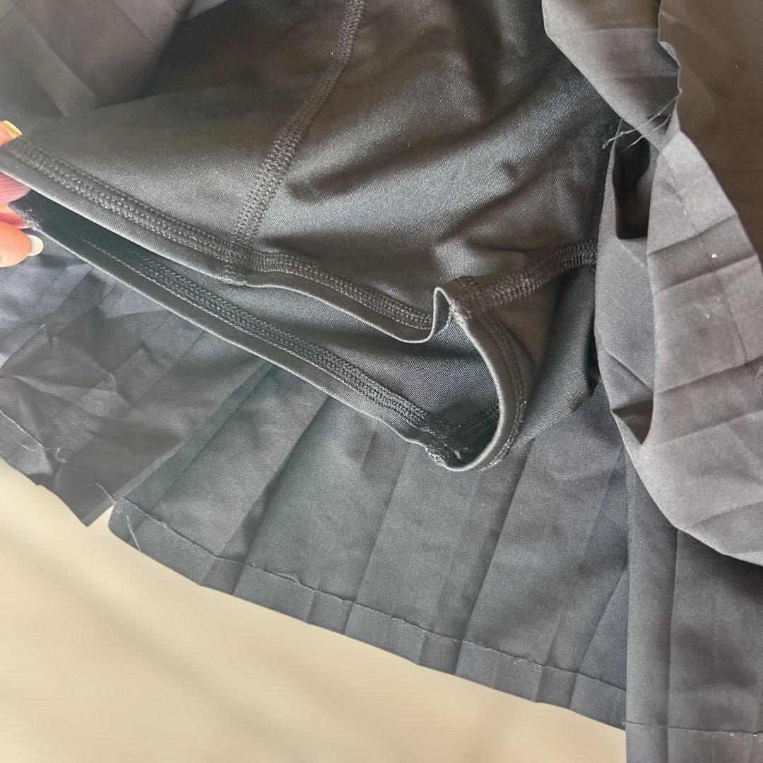 alo YOGA テニスゴルフスカート　ブラックSアメリカサイズ　日本サイズM