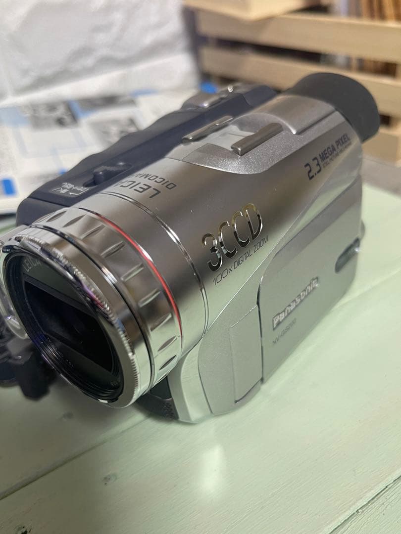 パナソニック　デジタルビデオカメラ NV-GS200K-S