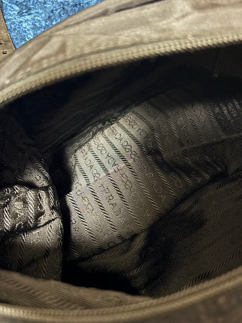 PRADA （ブラック ショルダーバッグ）