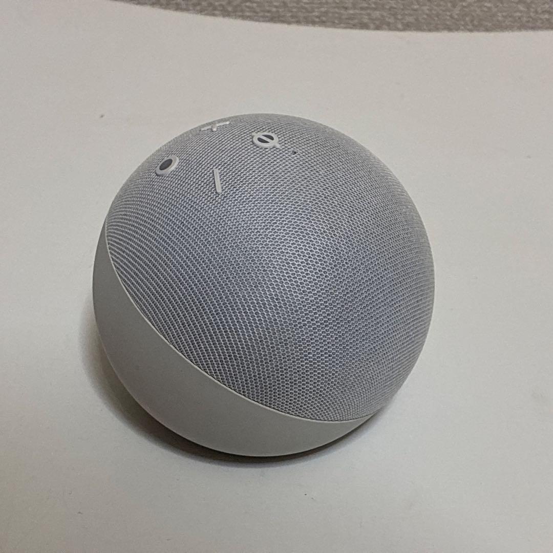 2個ペアEcho Dot with clock とEcho dot 第五世代