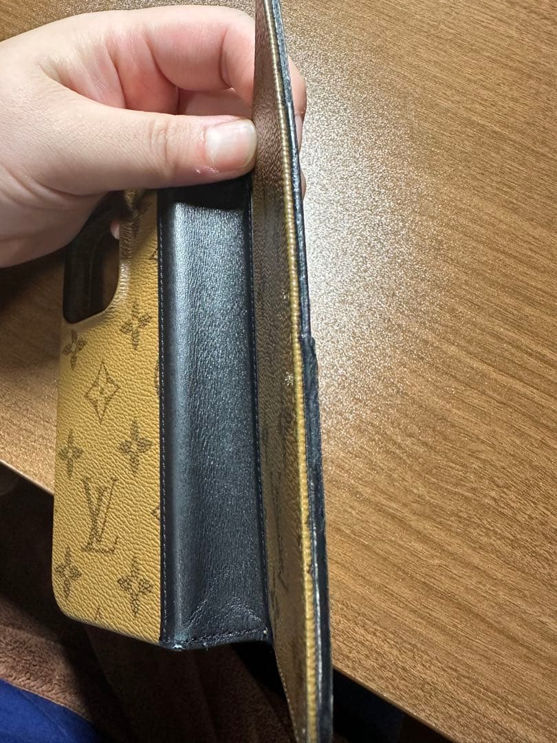 ルイヴィトン iPhone14Pro フォリオ スマホケース