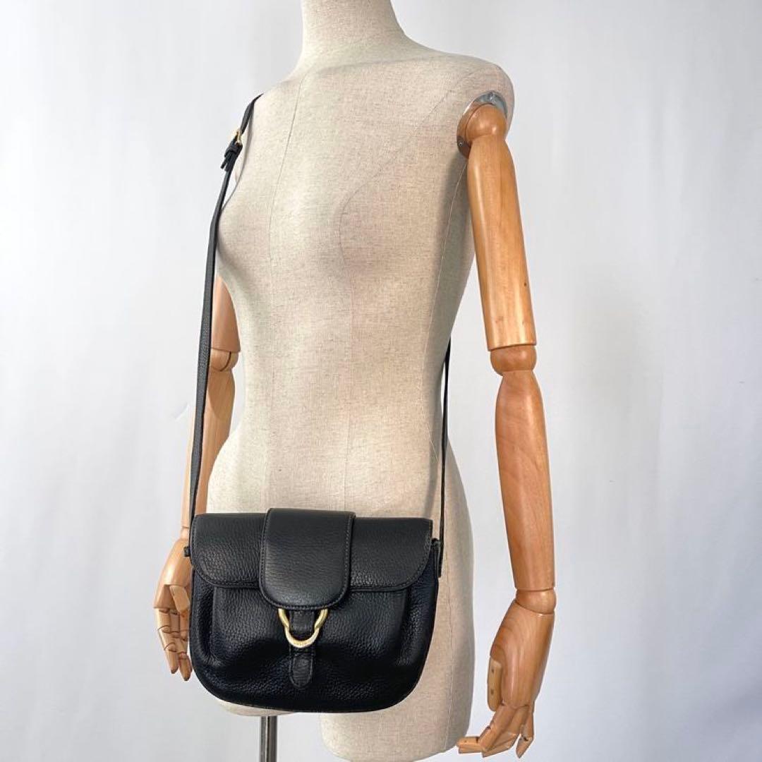 美品 BALLY クラシック ショルダーバッグ クロスボディ ロゴ シボ革 黒