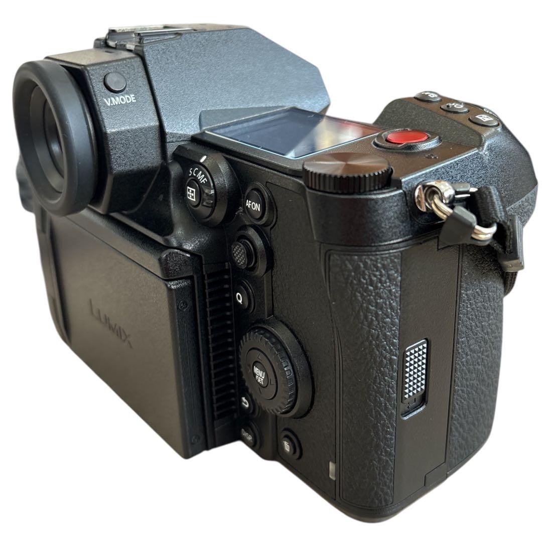 【極美品】Panasonic LUMIX S1H ボディ DC-S1H