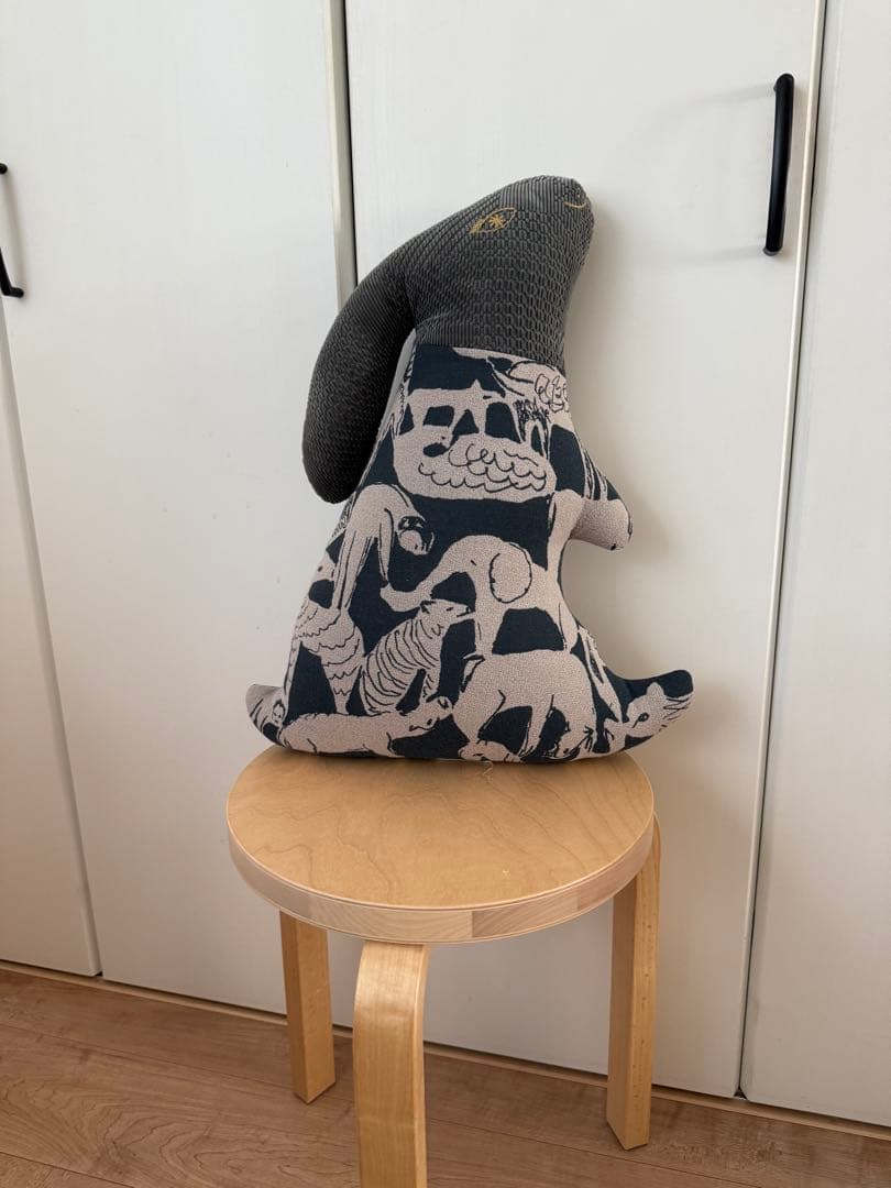 ミナペルホネンの「usagi cushion（うさぎクッション）」