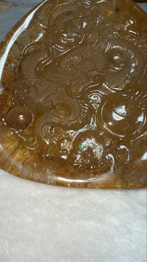 彫刻原石龍神様 宝珠 陰陽太極図 雲文 ゴールデンヒーラー リモナイト 虹 置物