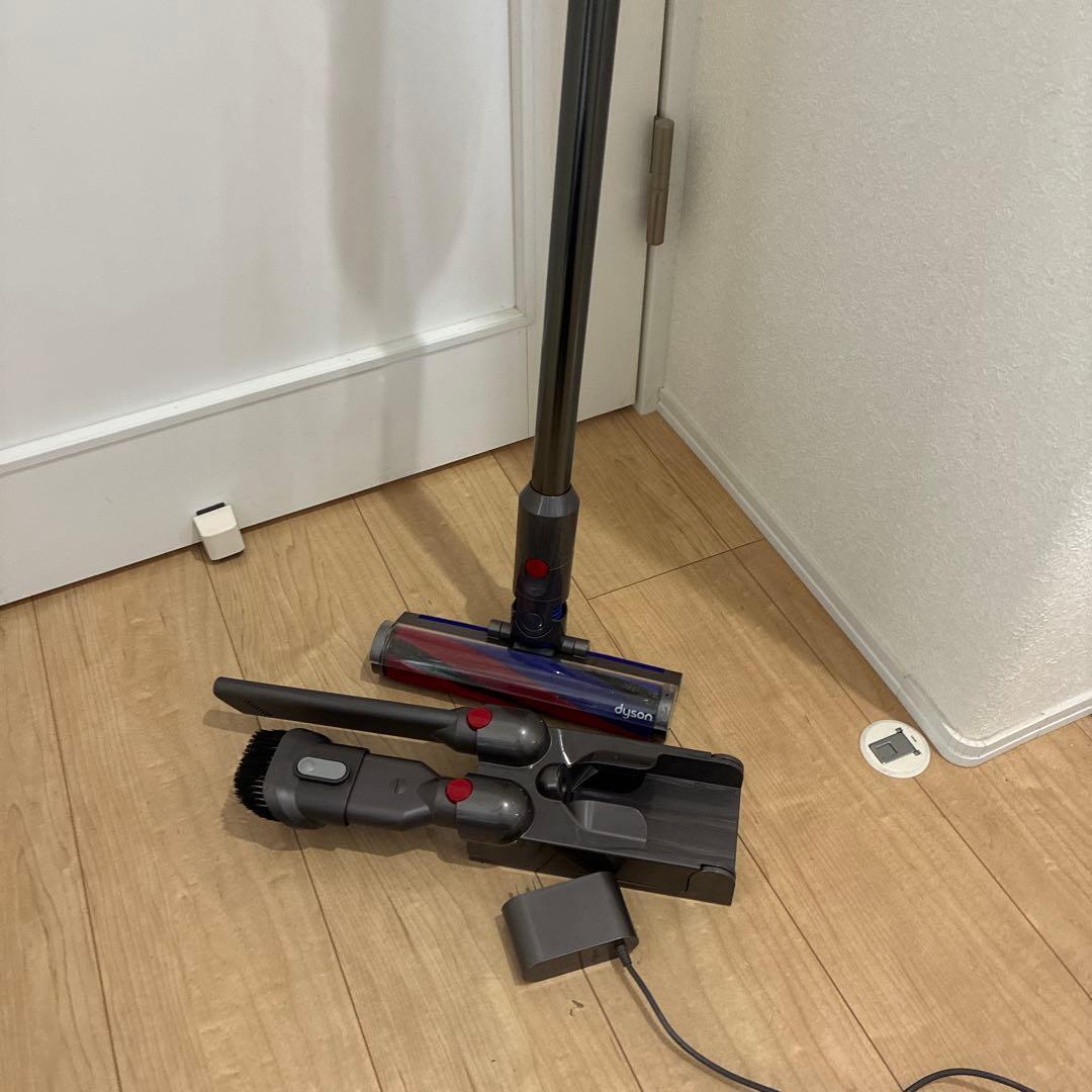 ダイソン SV18　コードレス　Digital Slim Fluffy　掃除機