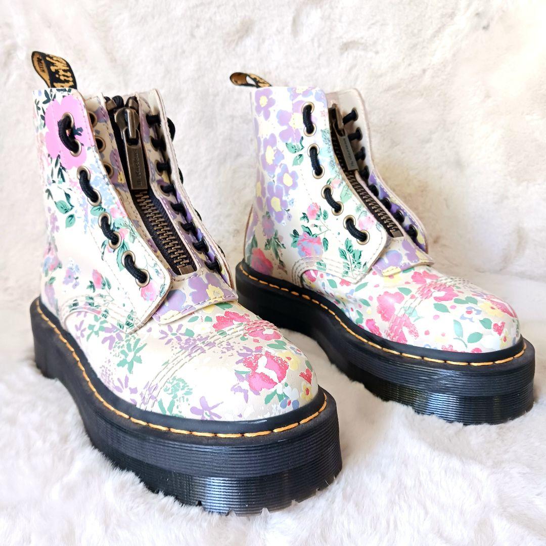 未使用品　Dr.Martens　シンクレア ブーツ　厚底　春カラー　花柄