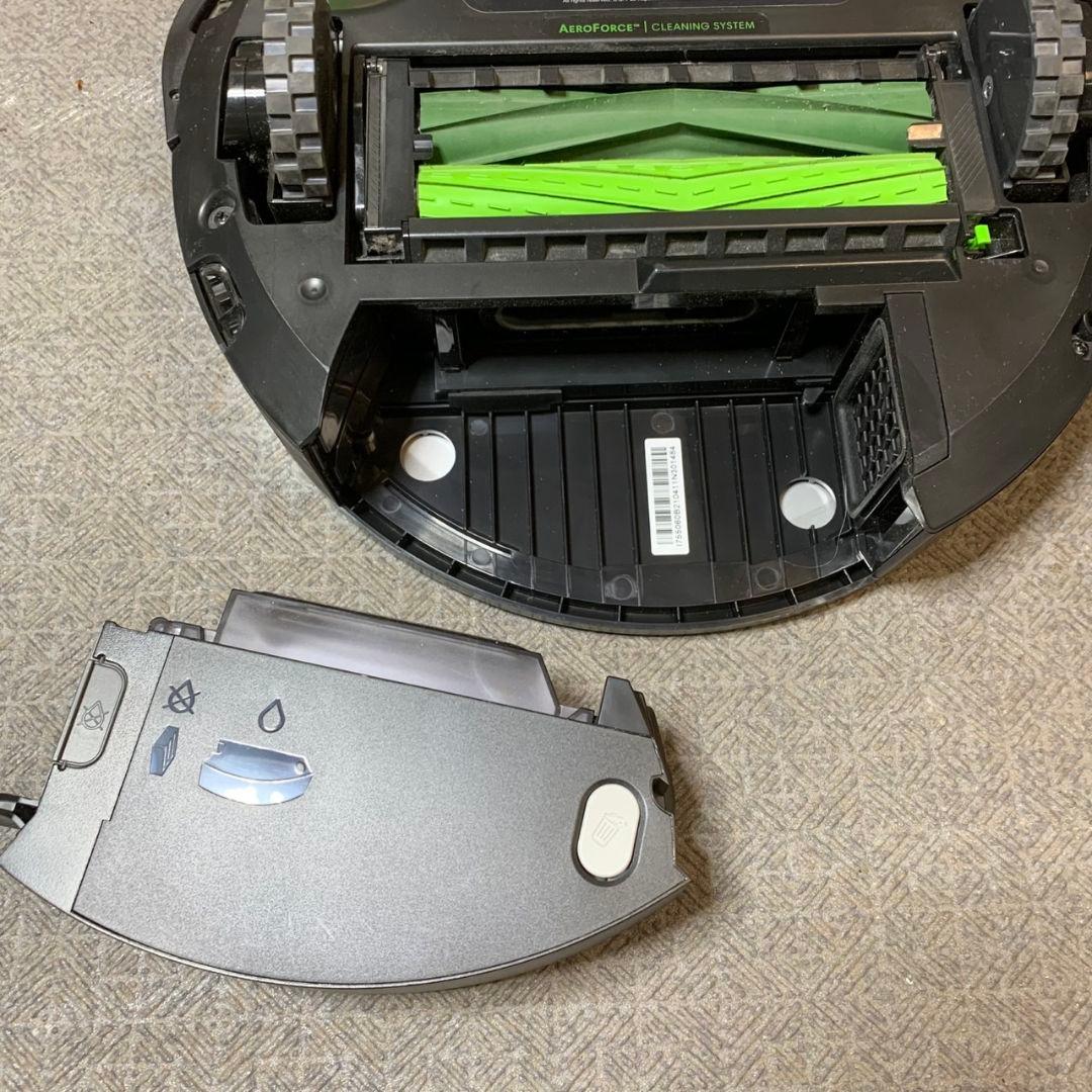 J017\" 現状品 iRobot Roomba i7 本体 スタンド