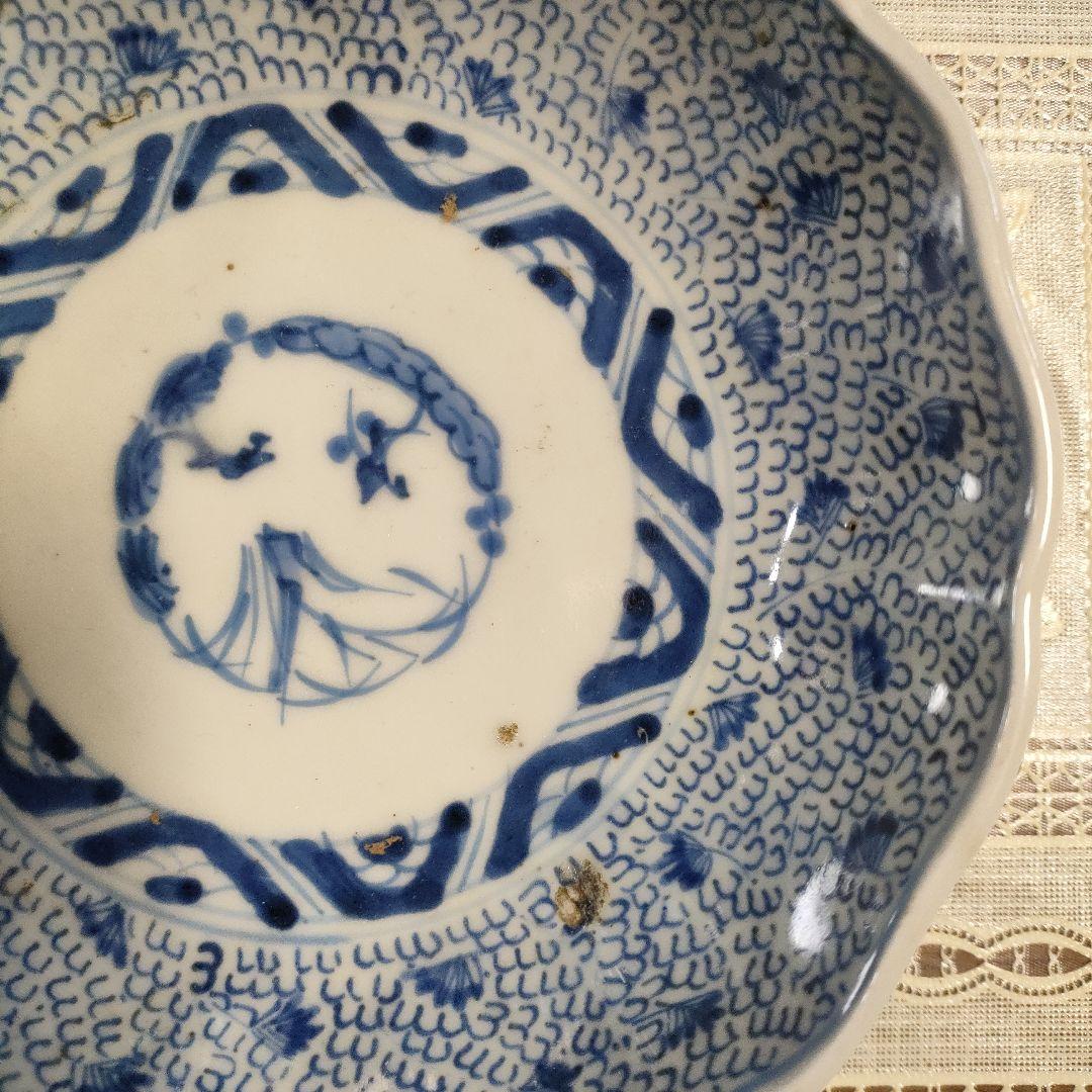 成化年製　古伊万里　染付『松竹梅紋皿』、裏面は蛸唐草紋様