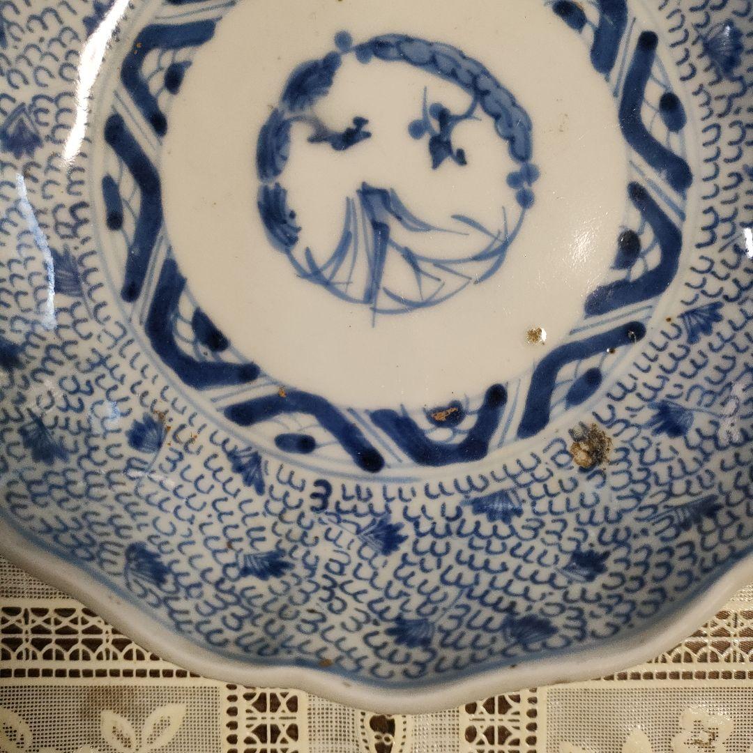 成化年製　古伊万里　染付『松竹梅紋皿』、裏面は蛸唐草紋様