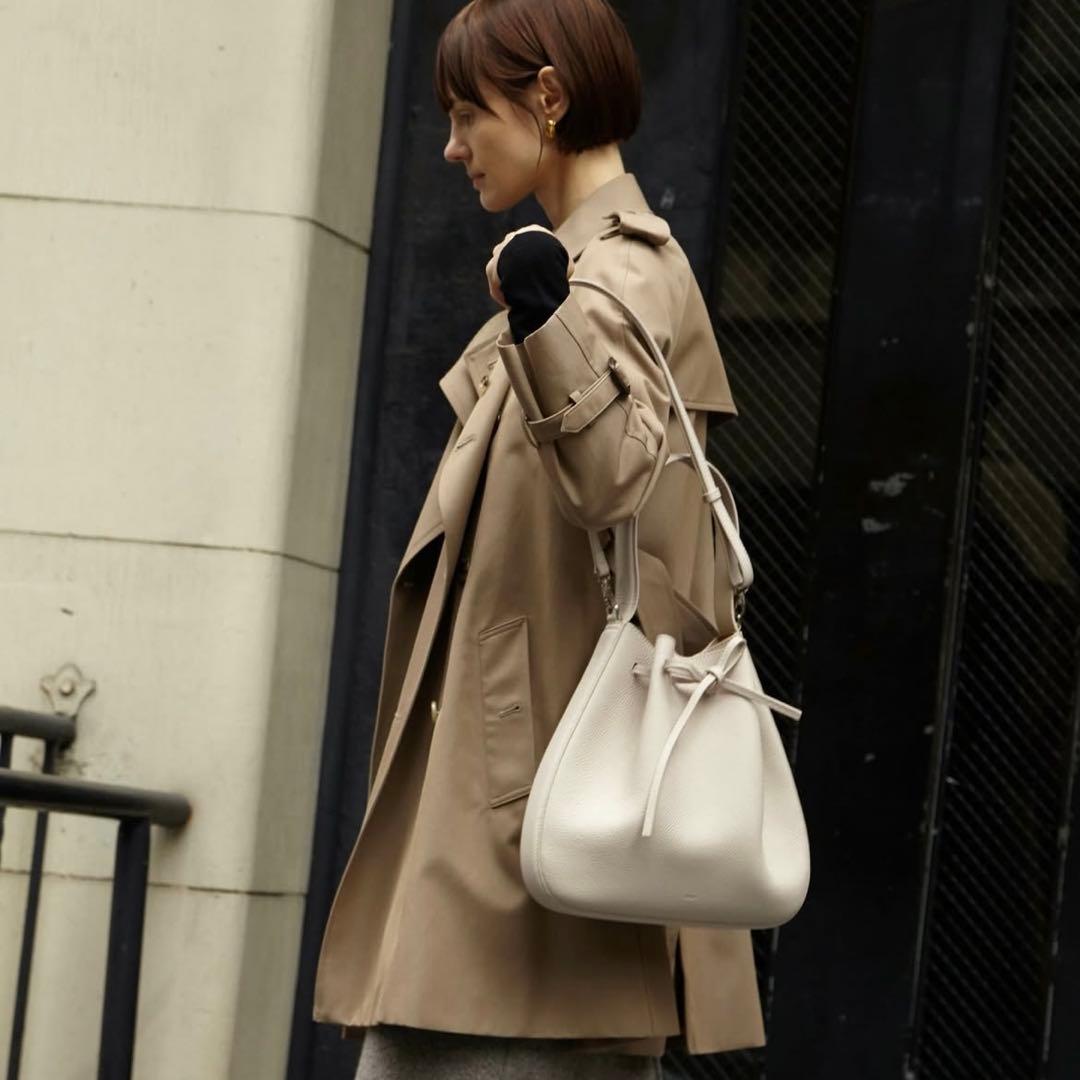 VASIC ヴァジック OUD MINI レザー ショルダーバッグ