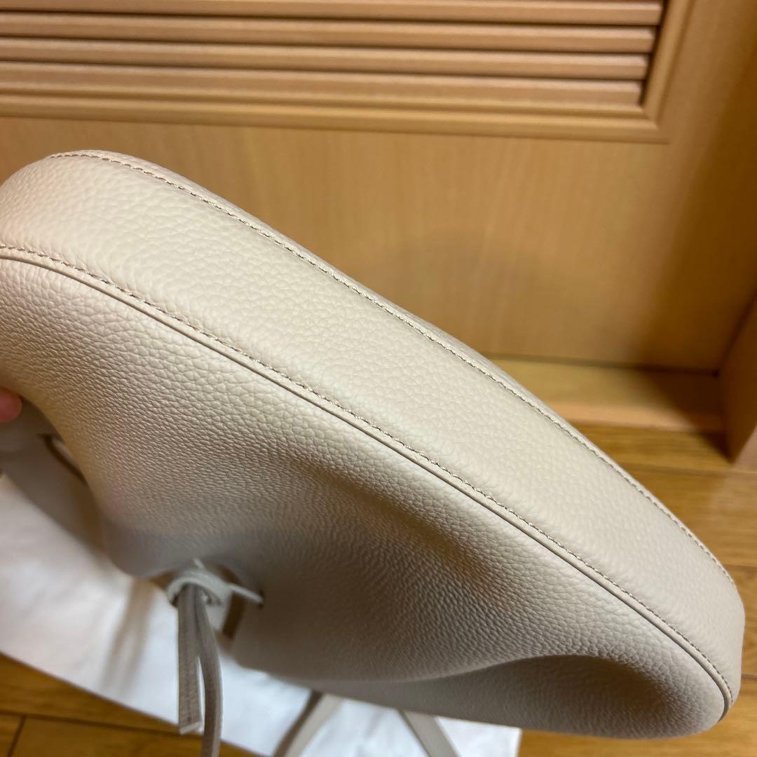 VASIC ヴァジック OUD MINI レザー ショルダーバッグ