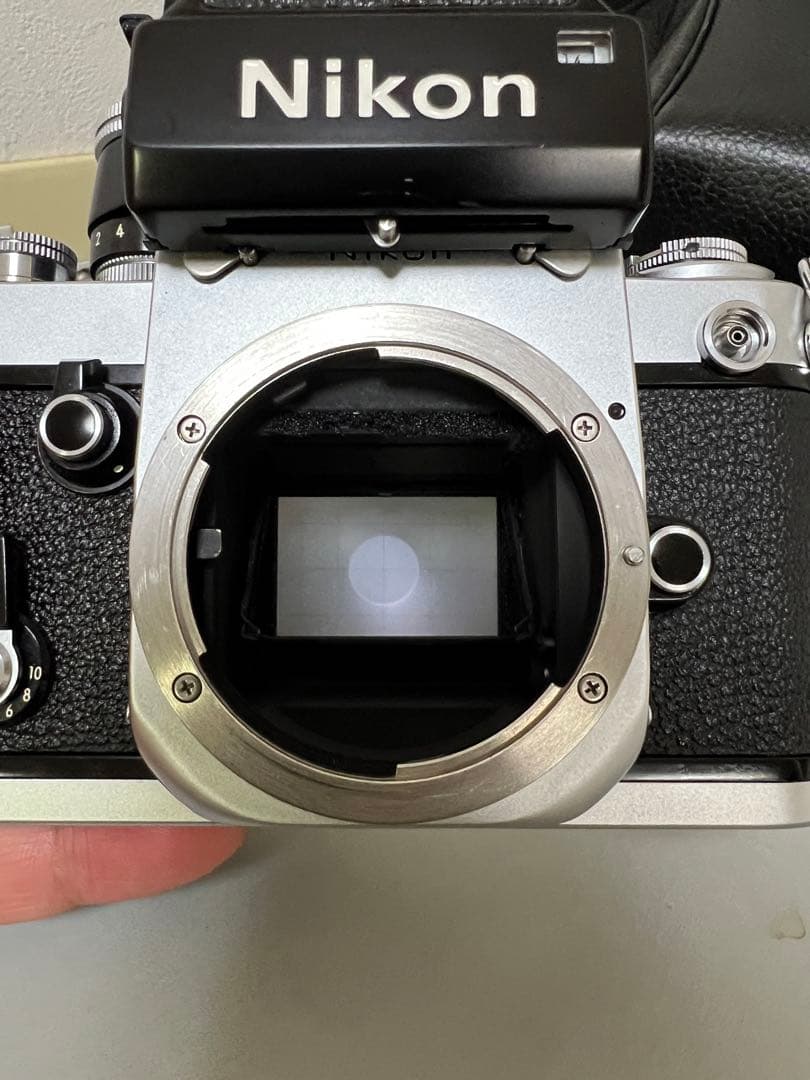 Nikon F2 本体とケース