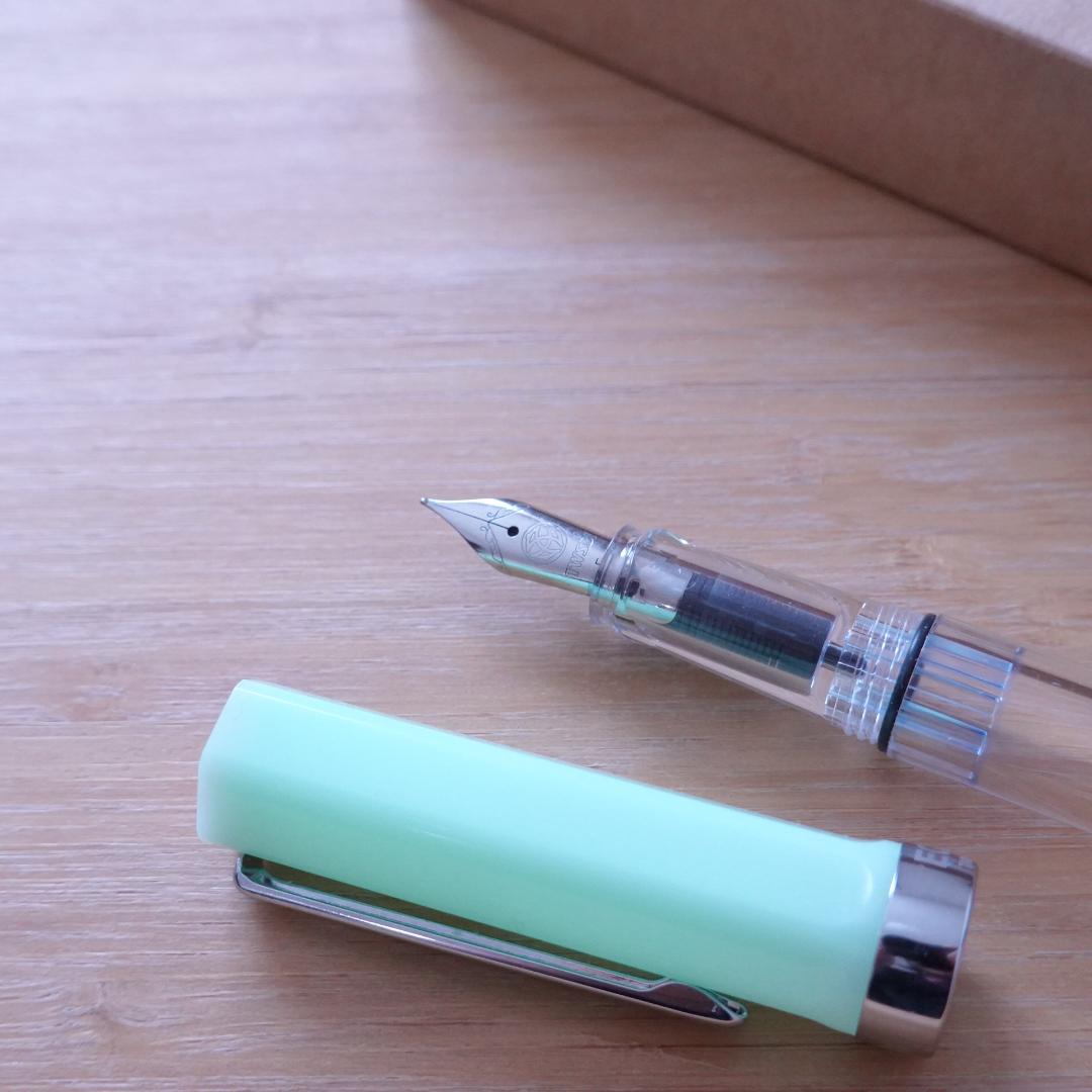 TWSBI（ツイスビー） 万年筆 ECO ジェイド 箱付き