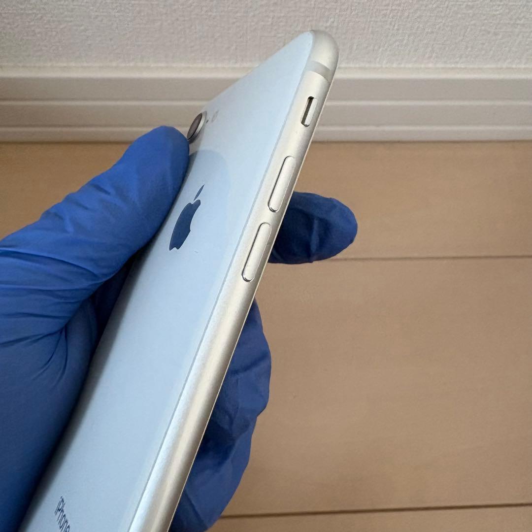 お*り様 iPhone 8 256GB シルバー