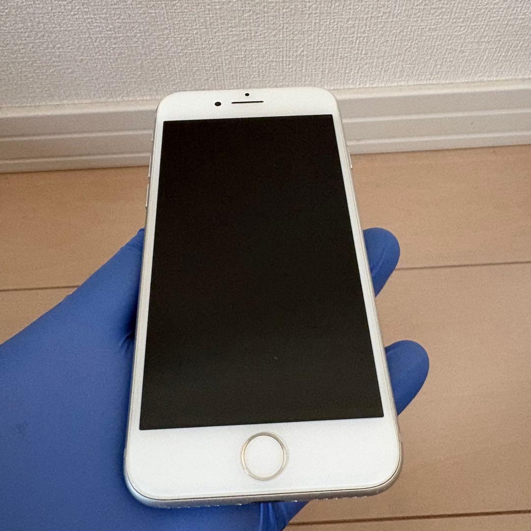 お*り様 iPhone 8 256GB シルバー