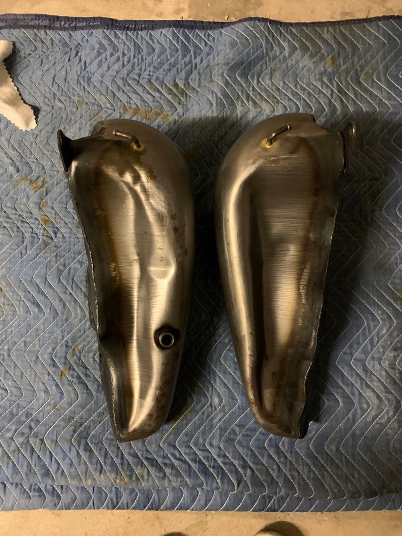 3.5ガロン ファットボブガスタンク　分割タンク