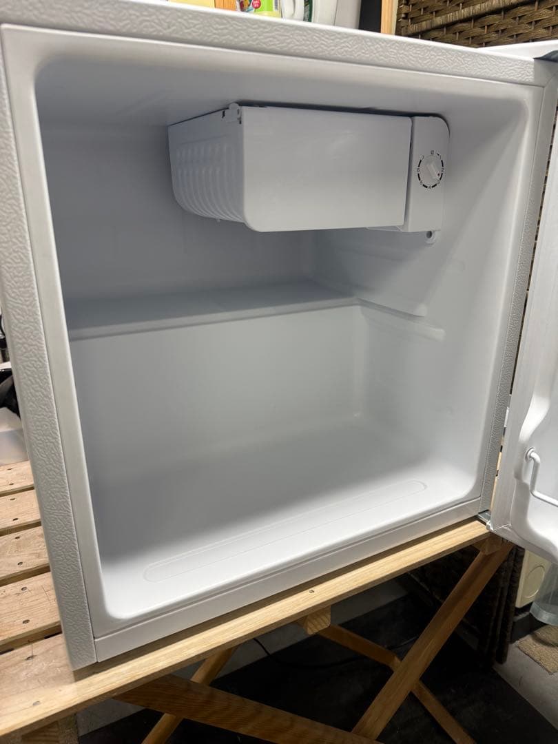 【洗浄消毒作業済】アイリスオーヤマ　46L 冷蔵庫　PRC-B051D-W